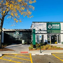 RISE Dispensary Mundelein