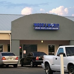 Wade’s World Smoke Shop