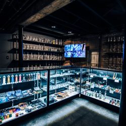 18 Plus Vapor And Smoke Shop