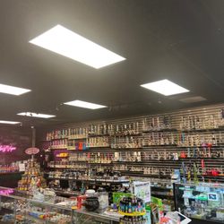 Vibez Vapor Smoke Shop & CBD Dispensary 2