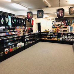 Kingsmen Smoke Shop