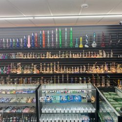 H Town Smoke And Vape Shop