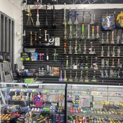 Cali Bear Smoke Shop