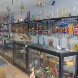 Hammer Heads Gift & Smoke Shop