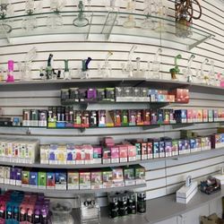 Aladdin Smoke Shop & Novelties