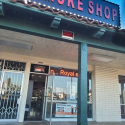 Royal Smoke Shop