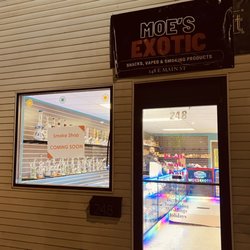 Moes Exotic Smoke Shop