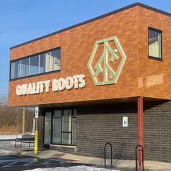 Quality Roots Cannabis Dispensary - Waterford