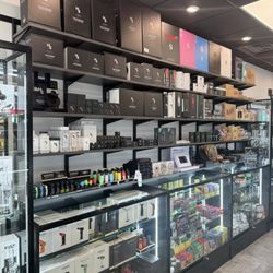 Essentials Vape and smoke shop