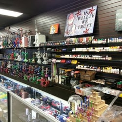 EZ Rollers Smoke Shop