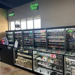 World of Smoke & Vape - Carrollton