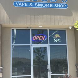 Cloud9 Vape & Smoke shop