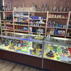 Reefers Smoke Shop