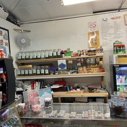 Angel’s Paradise Smoke Shop